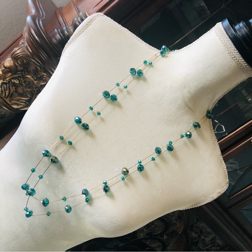 Vintage 90s peacock blue faceted glass crystal long length necklace